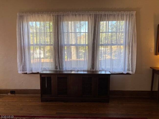 Photo - 211 Washington St