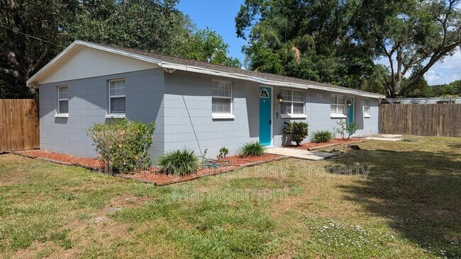 Photo - 2204 Irene St Unidad B