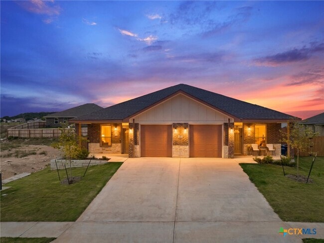 Building Photo - 126 Leon Ln