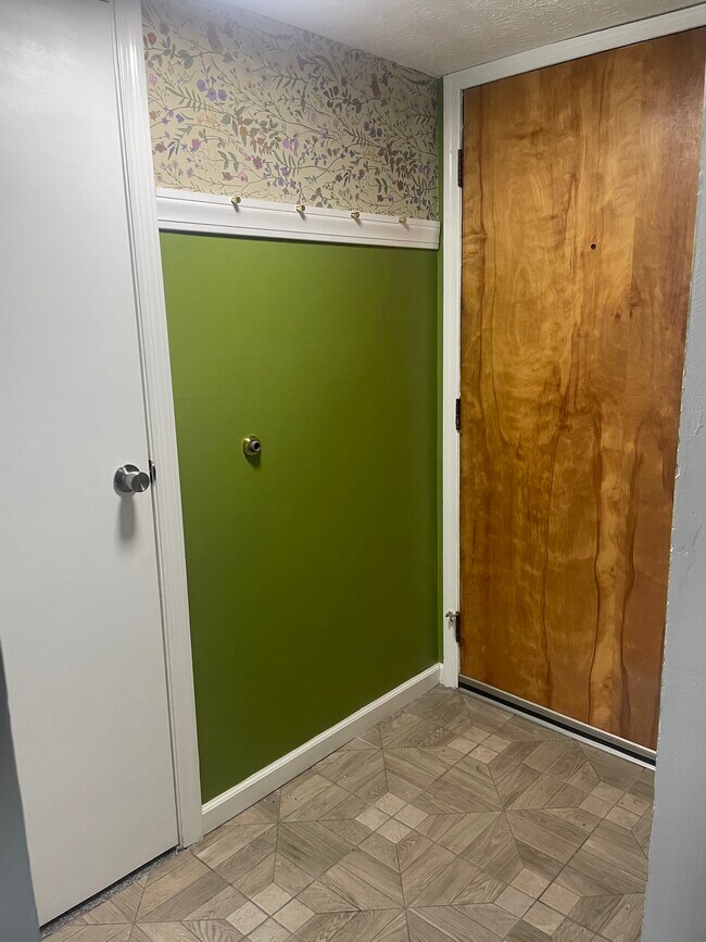 Photo - 1530 Slade Ave Unit 303