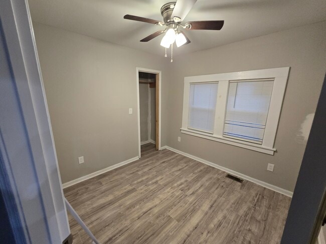 Dormitorio 1 - 160 W Seaview Ave