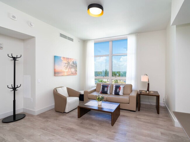 Building Photo - 777 N Ocean Dr Unit ID1047778P
