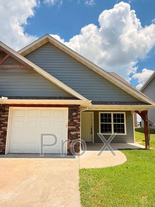 Photo - 407 N Elliott St
