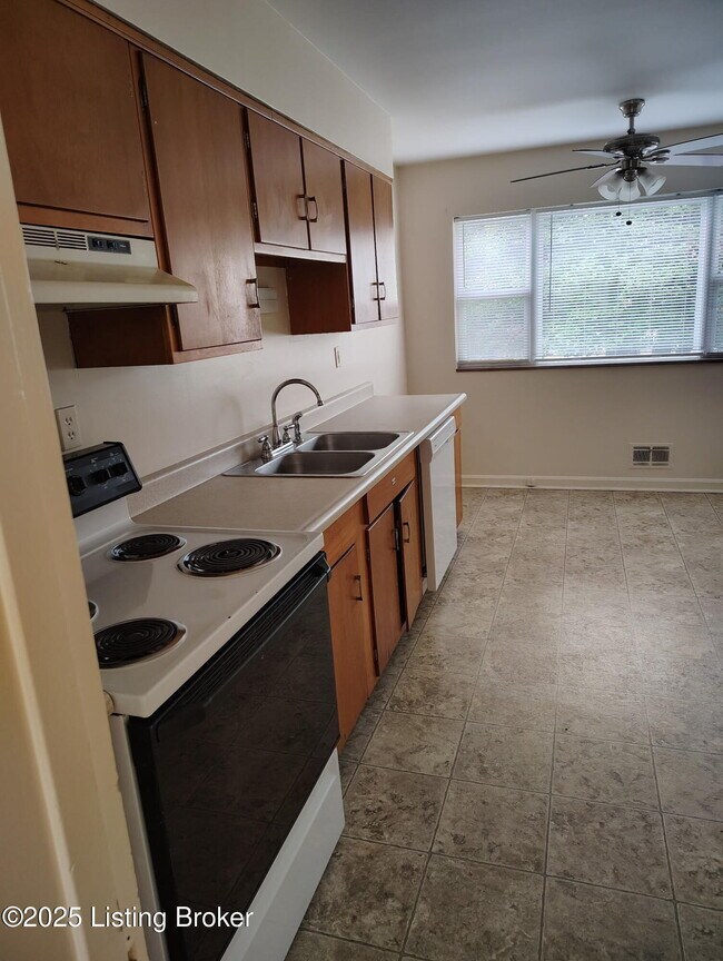 Photo - 4225 Norbourne Blvd