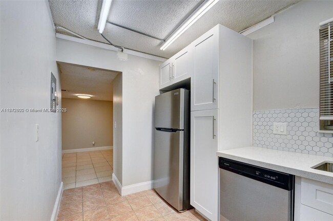 Photo - 114 Lake Anne Dr Unit 114