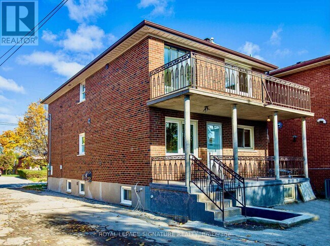 Photo - 977 Glencairn Ave