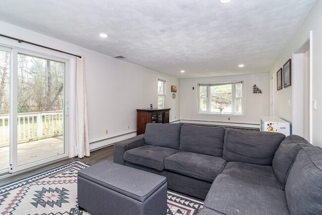 Photo - 24 Homeward Ln