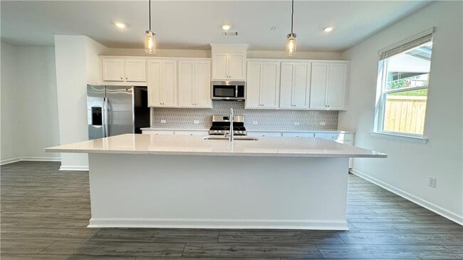 Photo - 104 Holt Ln