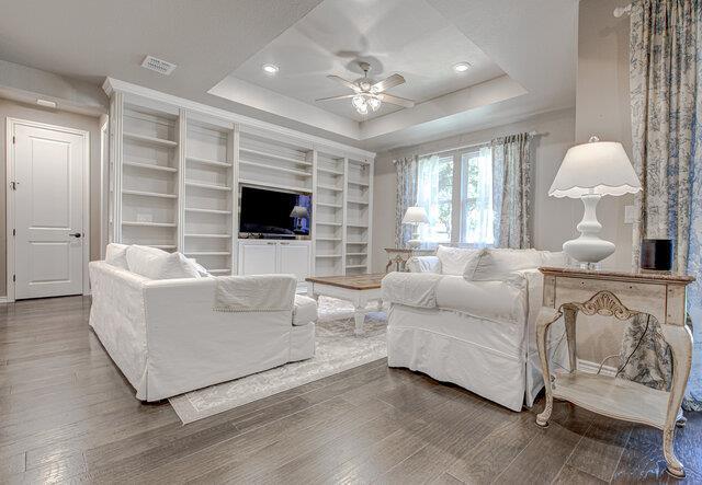 Photo - 108 Charming Redbud Ln