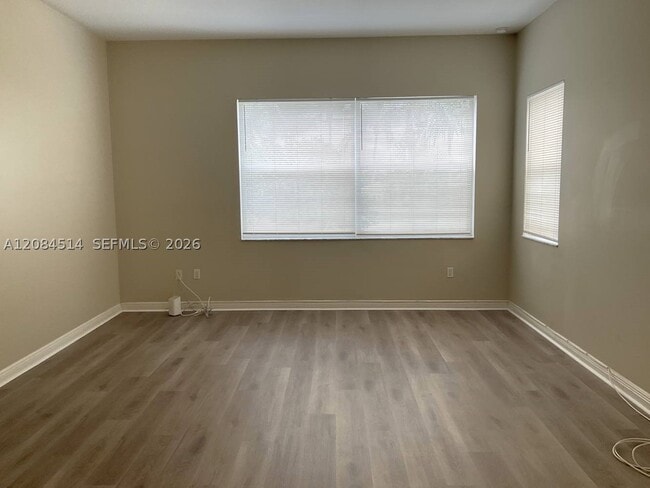 Photo - 2515 Glendale Dr