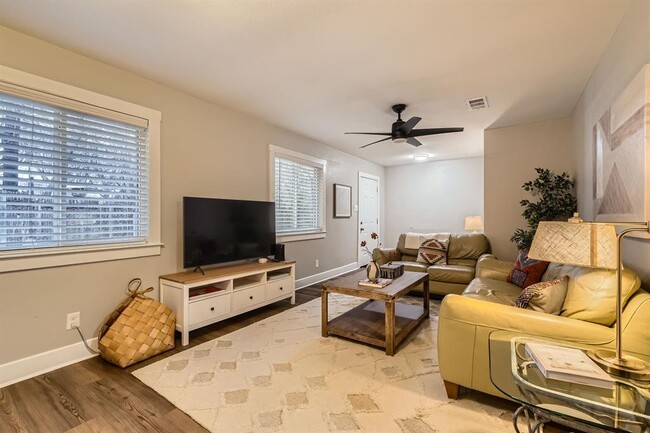 Photo - 6108 Calmar Cove Townhome