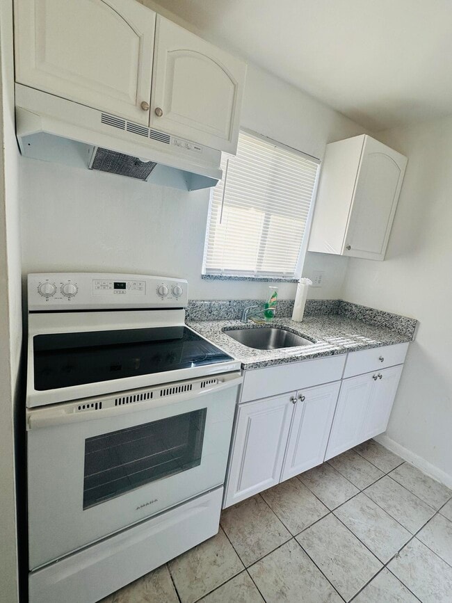 Photo - 6054 Forest Hill Blvd Unit 102