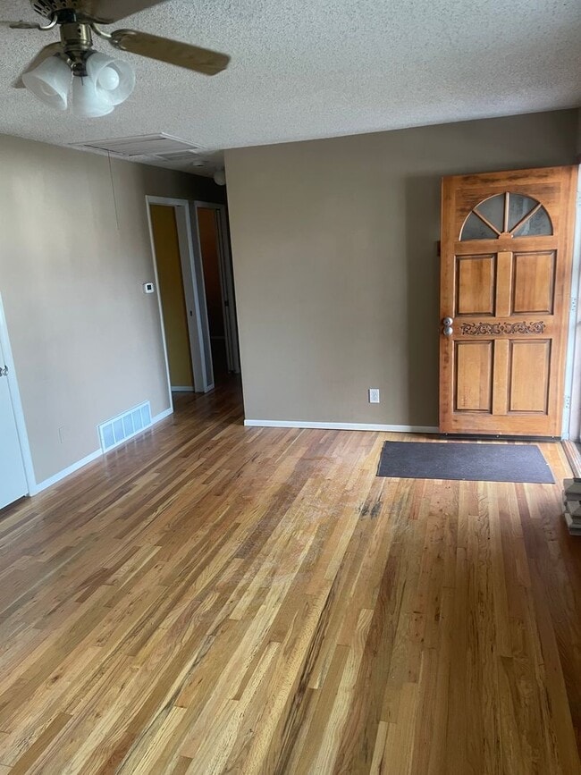Photo - Charming and Updated 3 bed w/ Basement home in fantastic location!