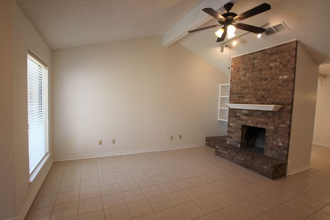 Photo - Available - Charming 2-bedroom, 2.5-bath townhome