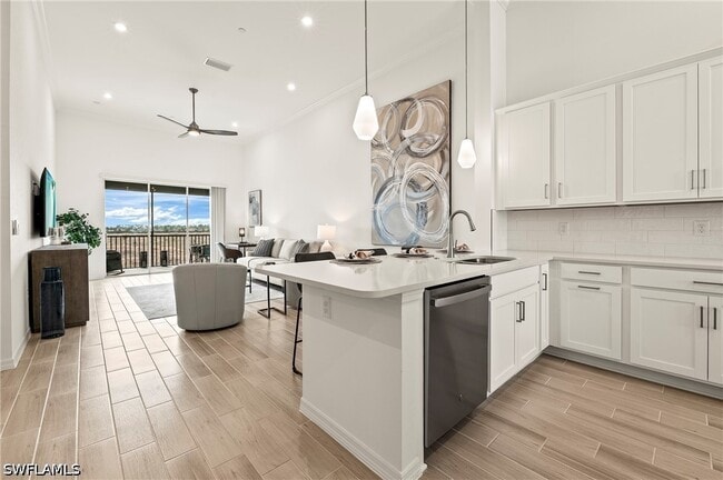 Photo - 11801 Venetian Lagoon Dr Unit 203