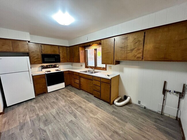 Photo - 1 Bed 1 Bath Single Family Home in Stratford