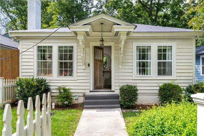 Photo - 1125 Hardee St NE