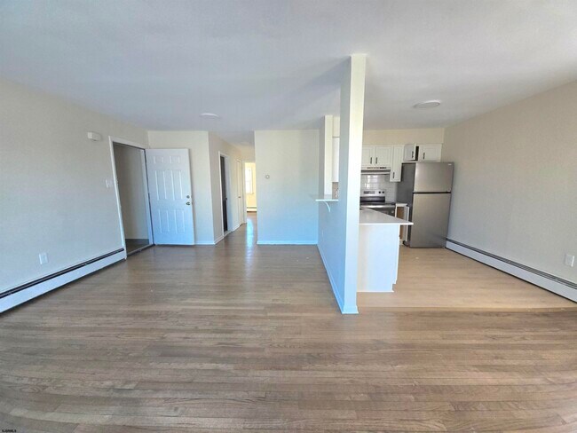 Photo - 2304 Hamilton Ave Unit 2