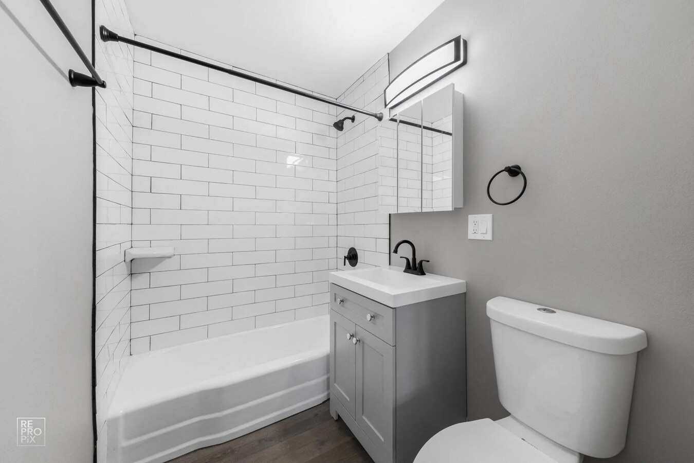 Photo - Dryden Homes- 1-21 N Dryden Pl