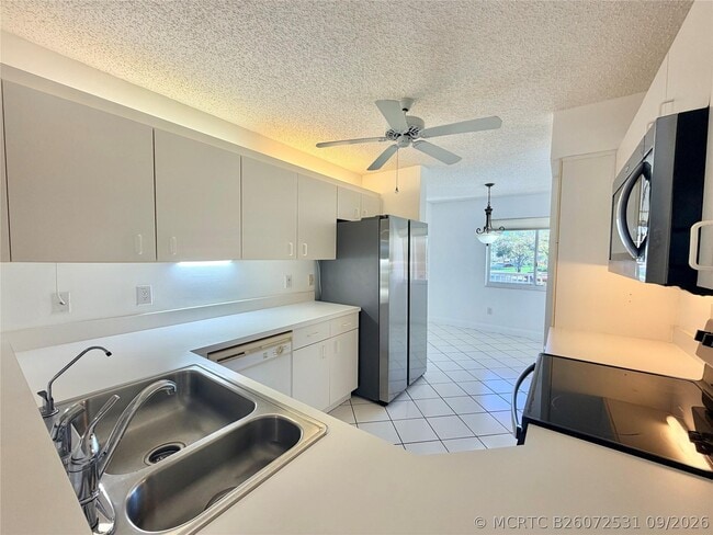 9587 Weldon Cir Unit B204