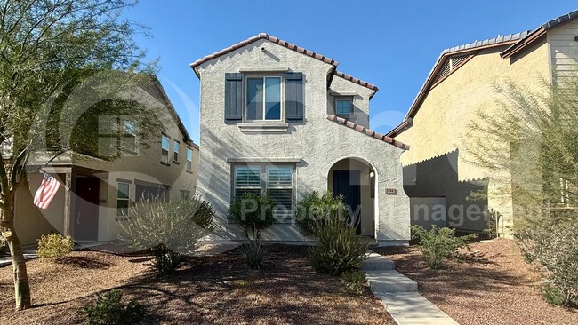 Building Photo - 2494 N Heritage St