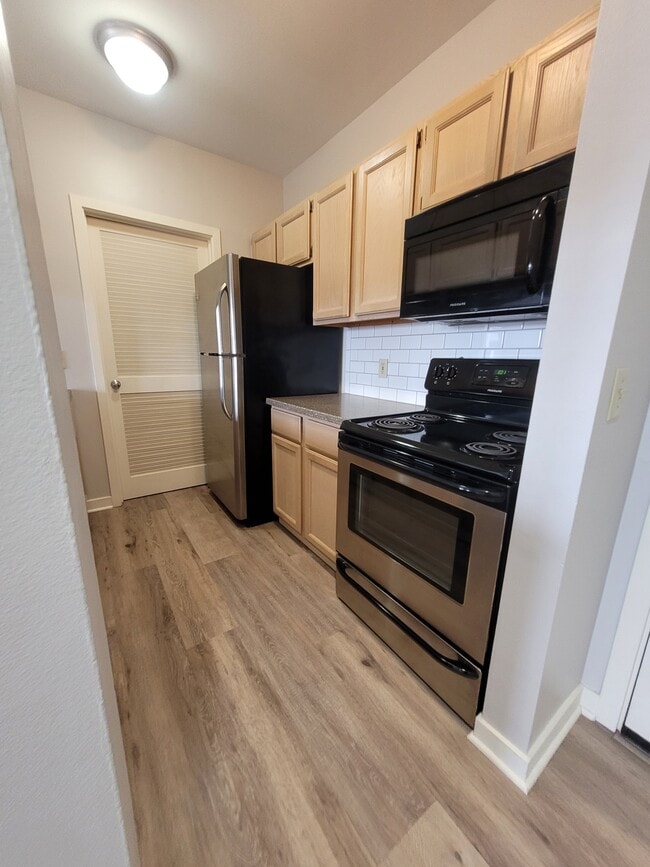 Photo - 113 W Wayne St Unit 410