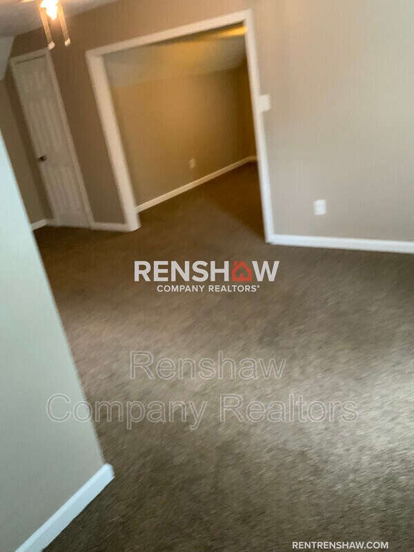 Photo - 116 N Sampson Ave