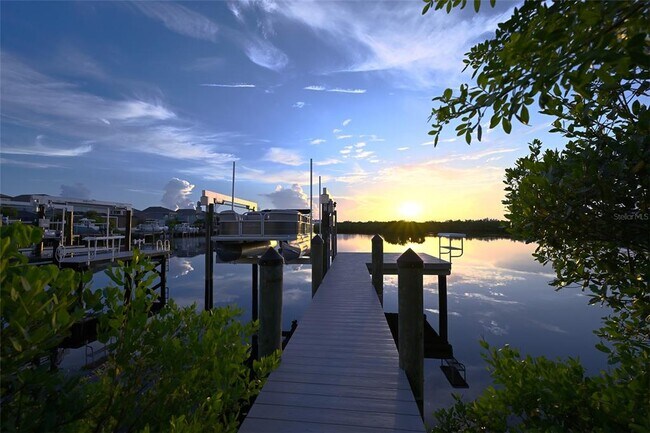 Photo - 1056 Seagrape Dr
