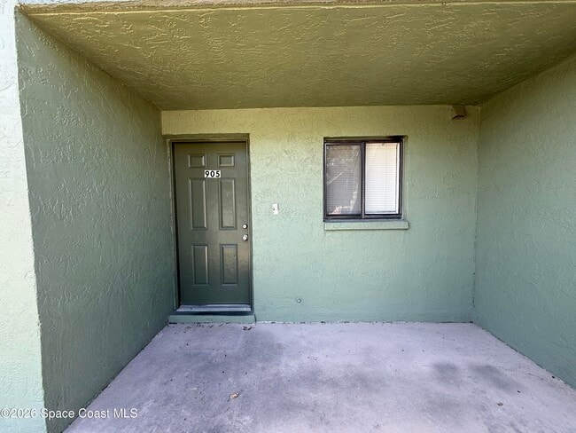 Photo - 1566 University Ln Unit 905
