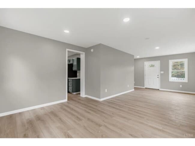 Photo - 3 Bedroom 1 Bathroom