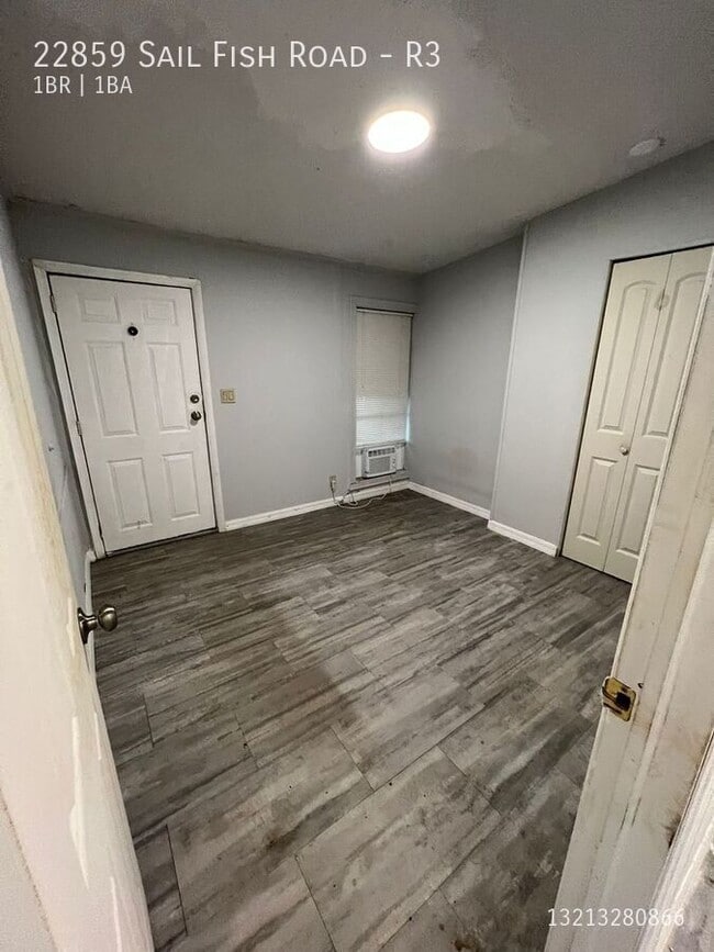 Building Photo - 22859 Sailfish Rd Unit R3 Rental