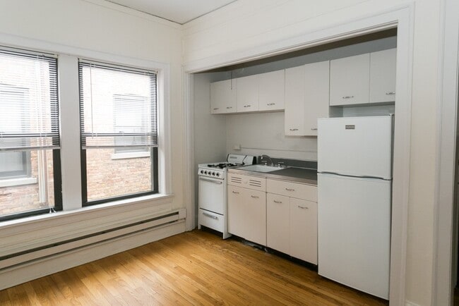 Photo - 805 Dempster St Unidad W4