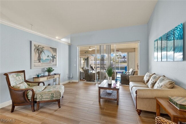 Photo - 414 SW 47th St