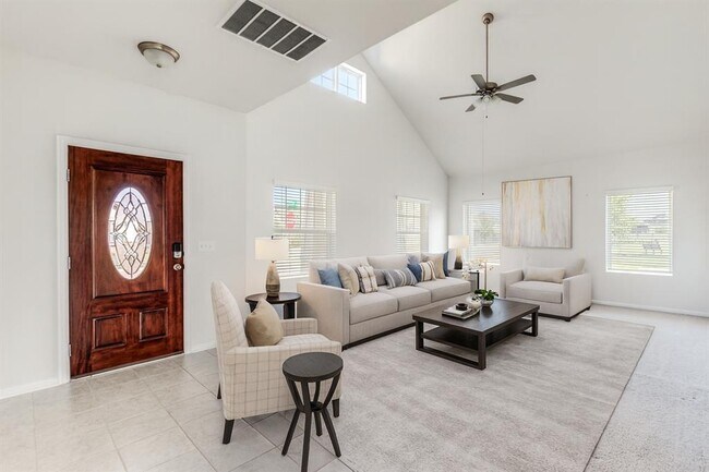 Photo - 200 Oldbridge Dr