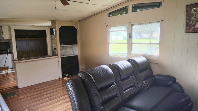 Photo - 607 E Runnels St