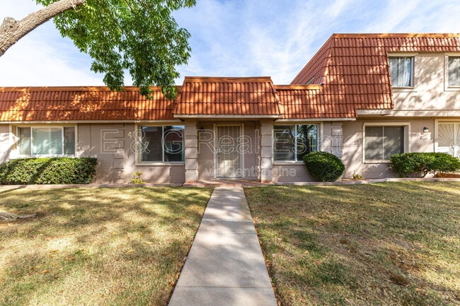 Photo - 5174 N 83rd St