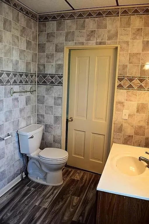 Photo - 910 Avenue B