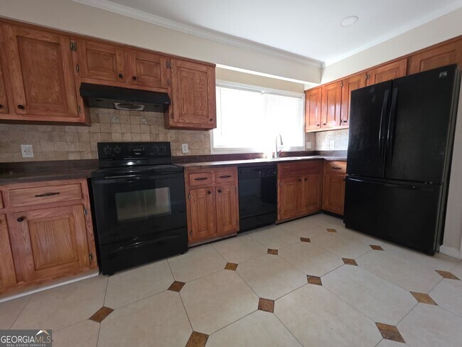 Photo - 76 Willowick Dr