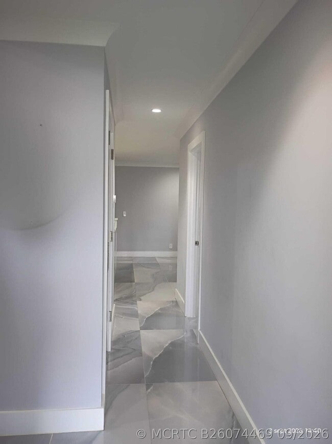 Photo - 783 Ryanwood Dr
