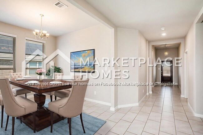 Photo - 1934 Sunspur Rd