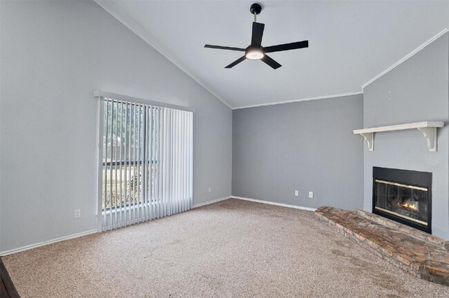 Photo - "Charming 3-Bedroom Home with Cozy Fireplace in Bossier City"