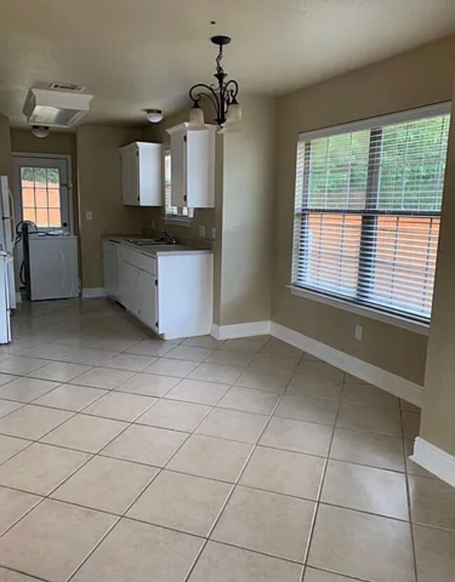 Photo - 137 Bolero Way