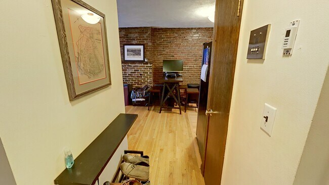 Photo - 267 Main St Unit 3A