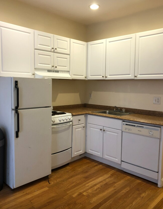 Photo - 27 Phillips St Unidad 1 Rental
