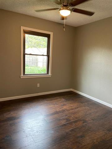 Photo - 858 N San Jose Dr