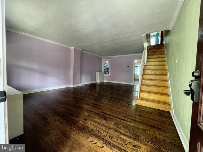 Building Photo - 333 E Landis St