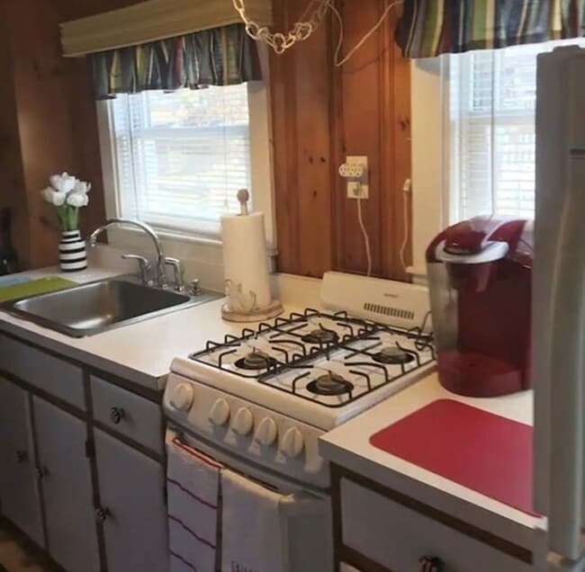 Photo - 20 B Knollview Rd Unit B