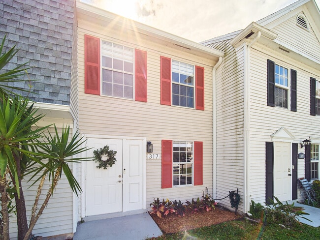 Photo - 317 Georgian Park Dr