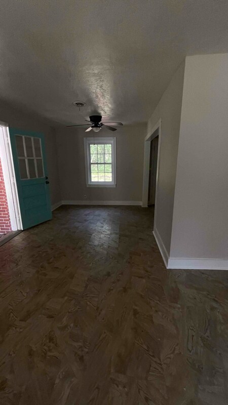 Photo - 1611 Marengo Dr