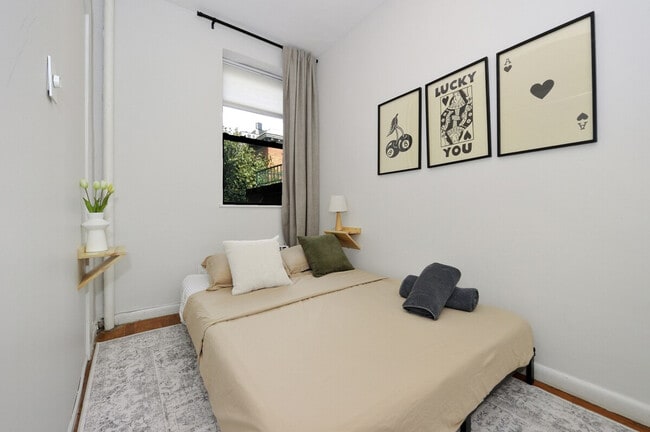 Photo - 388 W 38th St Unidad ID1383561P